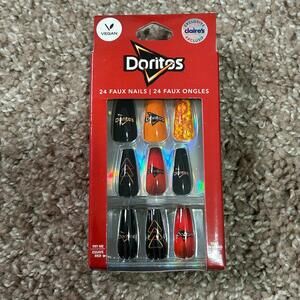 NIB Fake Faux Nails Claire’s Licensed Doritos Nacho Cheese Chips Long New In Box